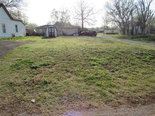110 S Cherry St, Paoli, OK, 73074 | Card Image