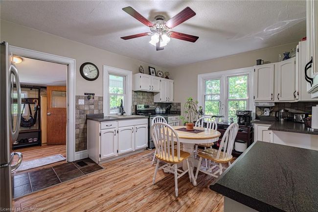 631 Hillcrest Rd, Home with 4 bedrooms, 2 bathrooms and null parking in Simcoe ON | Image 16