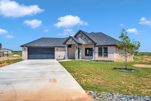2102 Country Club Dr, Midland, TX, 79703 | Card Image