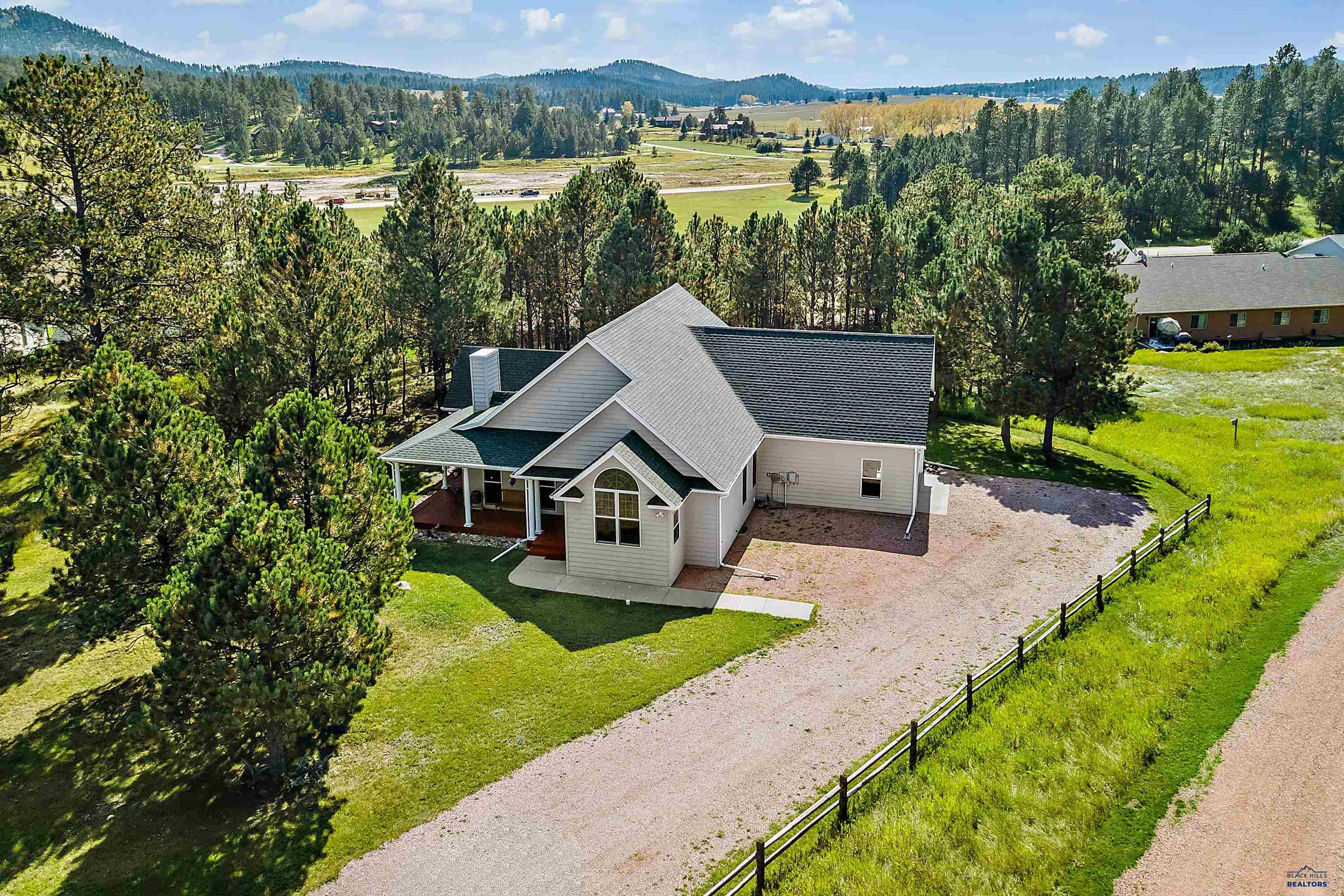 Hayloft Ct, Custer, SD 57730