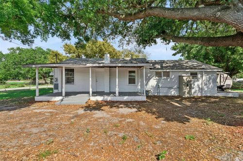 102 2nd St N, Winter Haven, FL, 33880-5561 | Card Image