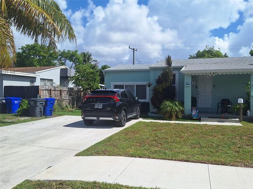 2119 Plunkett St, Hollywood, FL, 33020-5954 | Card Image
