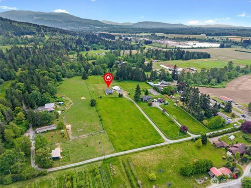 6896 Goodwin Rd, Everson, WA, 98247-9455 | Card Image