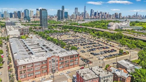 apt-310-300 Communipaw Ave, Jersey City, NJ, 07304-4077 | Card Image