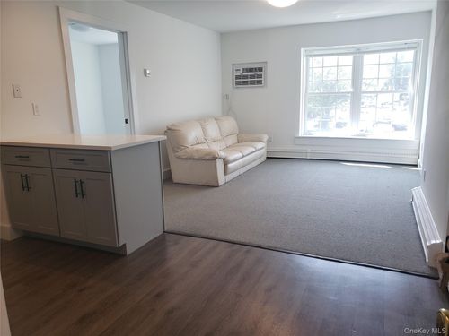 100 Mariners Way, Port Jefferson, NY, 11777-1848 | Card Image
