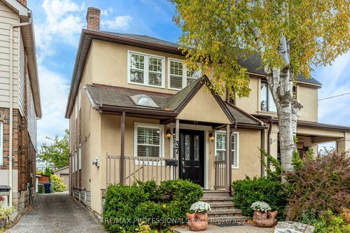37 Lavinia Ave, Toronto, ON, M6S3H9 | Card Image