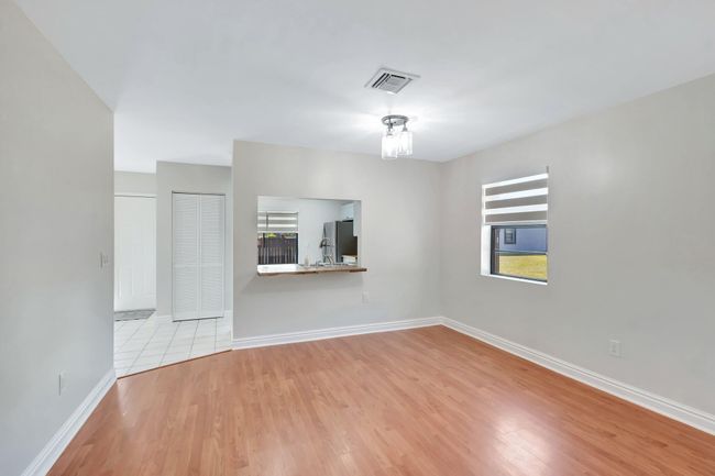 46 Seminole Ct E, Townhouse with 3 bedrooms, 2 bathrooms and null parking in Royal Palm Beach FL | Image 10