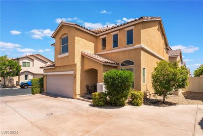 9165 Spoonbill Ridge Place, House other with 3 bedrooms, 2 bathrooms and null parking in Las Vegas NV | Image 3