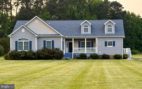 167 Greenfield Point Dr, Reedville, VA, 22539-3026 | Card Image