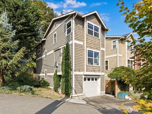 3018 Sw Hinds St, Seattle, WA, 98126-2128 | Card Image