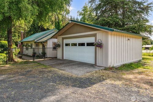 3381 Centralia Alpha Rd, Onalaska, WA, 98570-9611 | Card Image