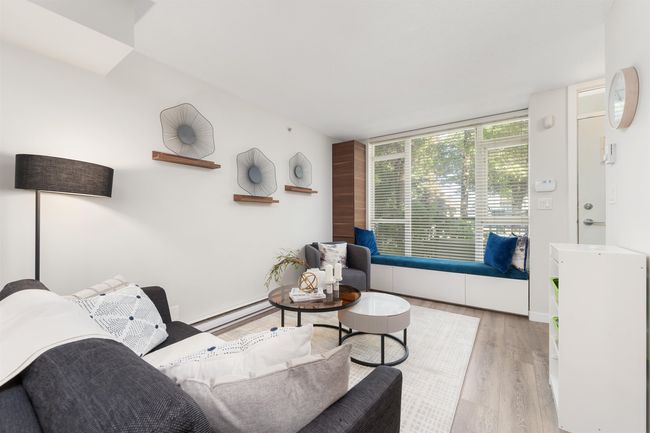 1628 W 7th Avenue, Townhouse with 3 bedrooms, 2 bathrooms and 2 parking in Vancouver BC | Image 3