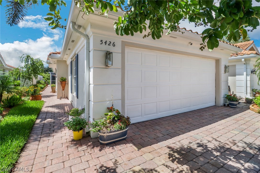 Guadeloupe Way, Naples, FL 34119