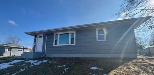 44 Bernard St E, West Saint Paul, MN, 55118-1406 | Card Image