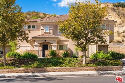 17-28987 Oak Spring Canyon Rd, Canyon Country, CA, 91387-2152 | Card Image