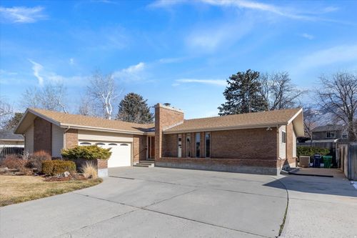 8081 S Beaumont Dr, Sandy, UT, 84093-6321 | Card Image