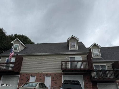 107-107 Cambridgeshire Ct, Johnson City, TN, 37615-4681 | Card Image