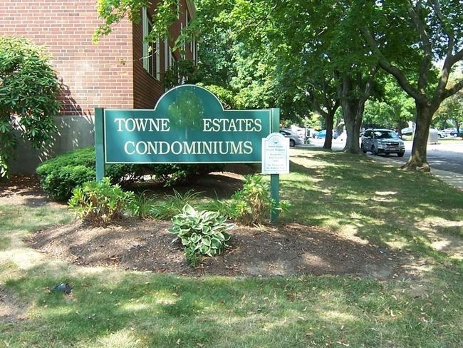 APT-2 - 211 Lake Shore Rd, Condo with 2 bedrooms, 1 bathrooms and 1 parking in Boston MA | Image 8