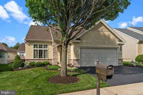 945 Hamilton Way, WARWICK, PA, 18974-6170 | Card Image
