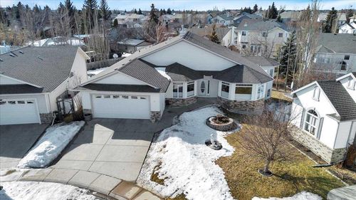 6 Wheeler Place E, Strathmore, AB, T0J1N0 | Card Image