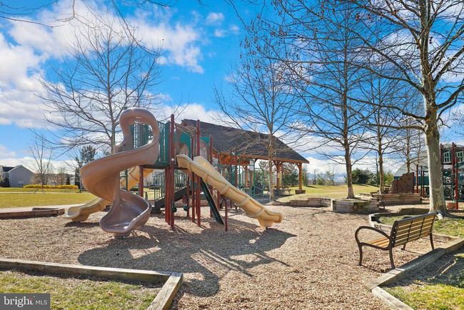492 Parkland Dr, Townhouse with 3 bedrooms, 4 bathrooms and null parking in STEPHENSON VA | Image 42
