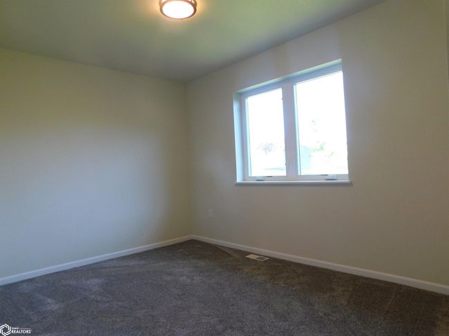 216 10 Th St, House other with 3 bedrooms, 2 bathrooms and null parking in Manilla IA | Image 7