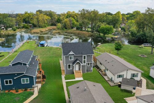 36825 N Lake St, Ingleside, IL, 60041-9738 | Card Image