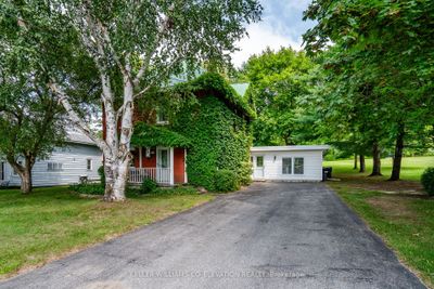 19 Fox St, House other with 4 bedrooms, 2 bathrooms and 6 parking in Penetanguishene ON | Image 2