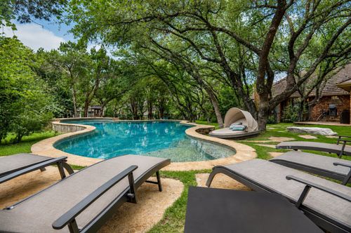 49 Lost Meadow Trl, The Hills, TX, 78738-1310 | Card Image