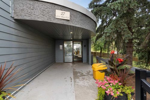 5205-27 Grier Place Ne, Calgary, AB, T2K5Y5 | Card Image
