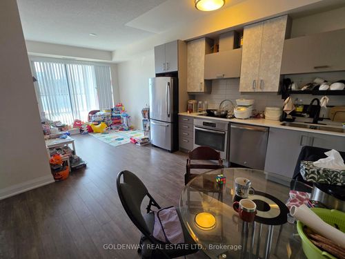 325-18 Uptown Dr, Markham, ON, L3R5M5 | Card Image