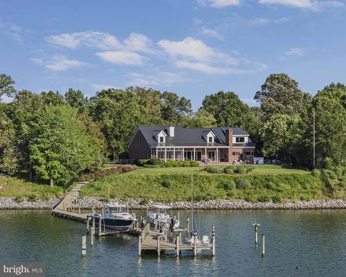 125 Oyster Pt, White Stone, VA, 22578-2423 | Card Image