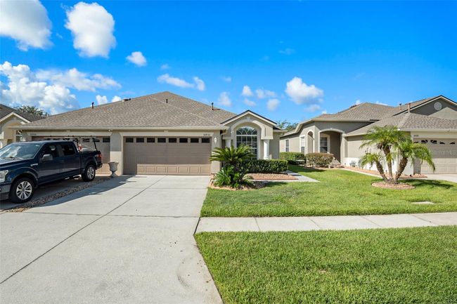 31932 Stillmeadow Drive, House other with 3 bedrooms, 2 bathrooms and null parking in WESLEY CHAPEL FL | Image 1