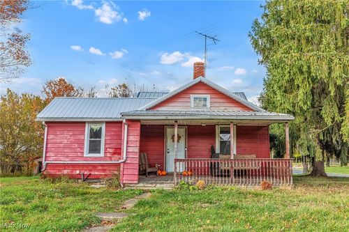 6900 Lake Rd, Medina, OH, 44256-8842 | Card Image