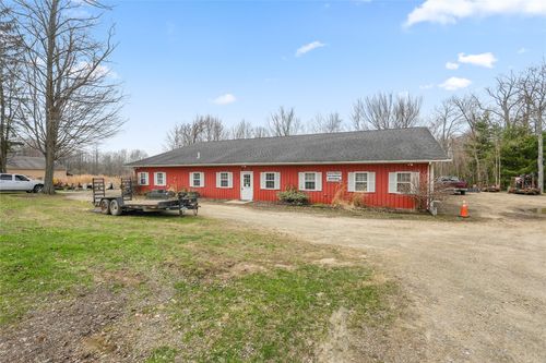 12100 W Lake Rd, East Springfield, PA, 16411-9106 | Card Image