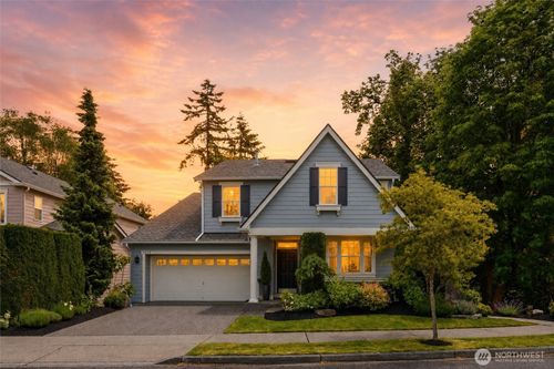 15324 128th Ave Ne, Woodinville, WA, 98072-7930 | Card Image