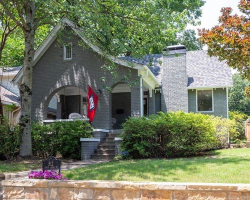 512 N Cedar St, Little Rock, AR, 72205-3921 | Card Image
