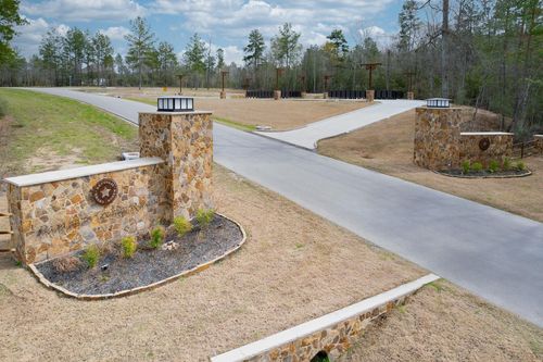 10698 Ruger Rd, Willis, TX, 77378-4248 | Card Image