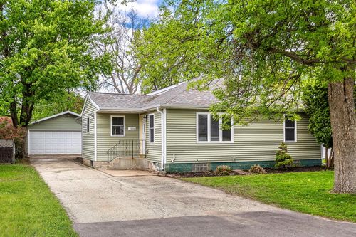2525 Hass Street, La Crosse, WI, 54601 | Card Image