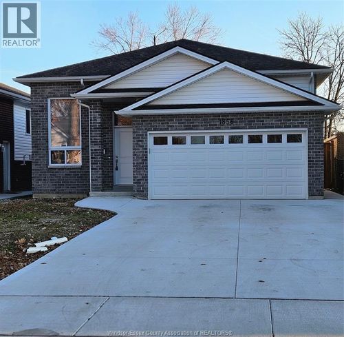 1858 Buckingham Dr, Windsor, ON, N8T2A8 | Card Image