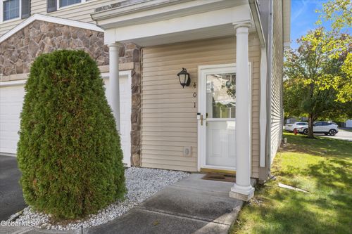401 Avalon Pl, Cohoes, NY, 12047-1762 | Card Image