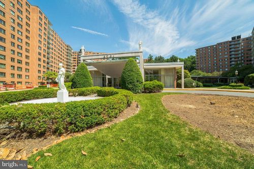 apt-916e-4201 Cathedral Ave Nw, WASHINGTON, DC, 20016-4905 | Card Image