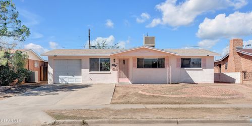205 Kelvin Ave, El Paso, TX, 79915-3933 | Card Image
