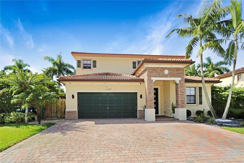 15480 Sw 119th Ter, Miami, FL, 33196-6814 | Card Image
