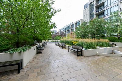 642 - 222 Riverfront Ave Sw, Condo with 1 bedrooms, 1 bathrooms and 1 parking in Calgary AB | Image 2