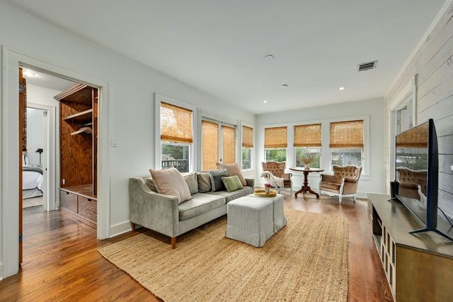 510 Academy Dr, House other with 3 bedrooms, 3 bathrooms and 2 parking in Austin TX | Image 10