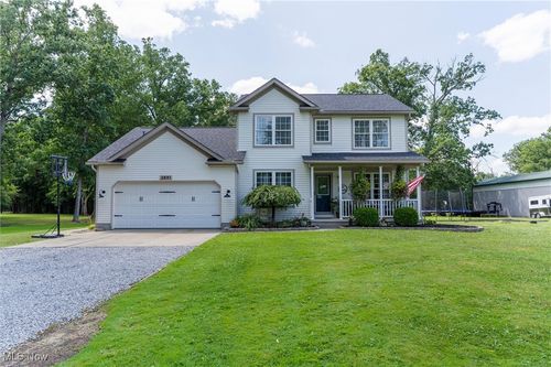 3891 Mahoning Rd, Lake Milton, OH, 44429-9400 | Card Image