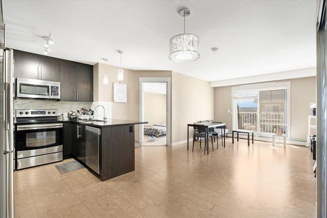 2407 - 155 Skyview Ranch Way Ne, Condo with 2 bedrooms, 2 bathrooms and 2 parking in Calgary AB | Image 8