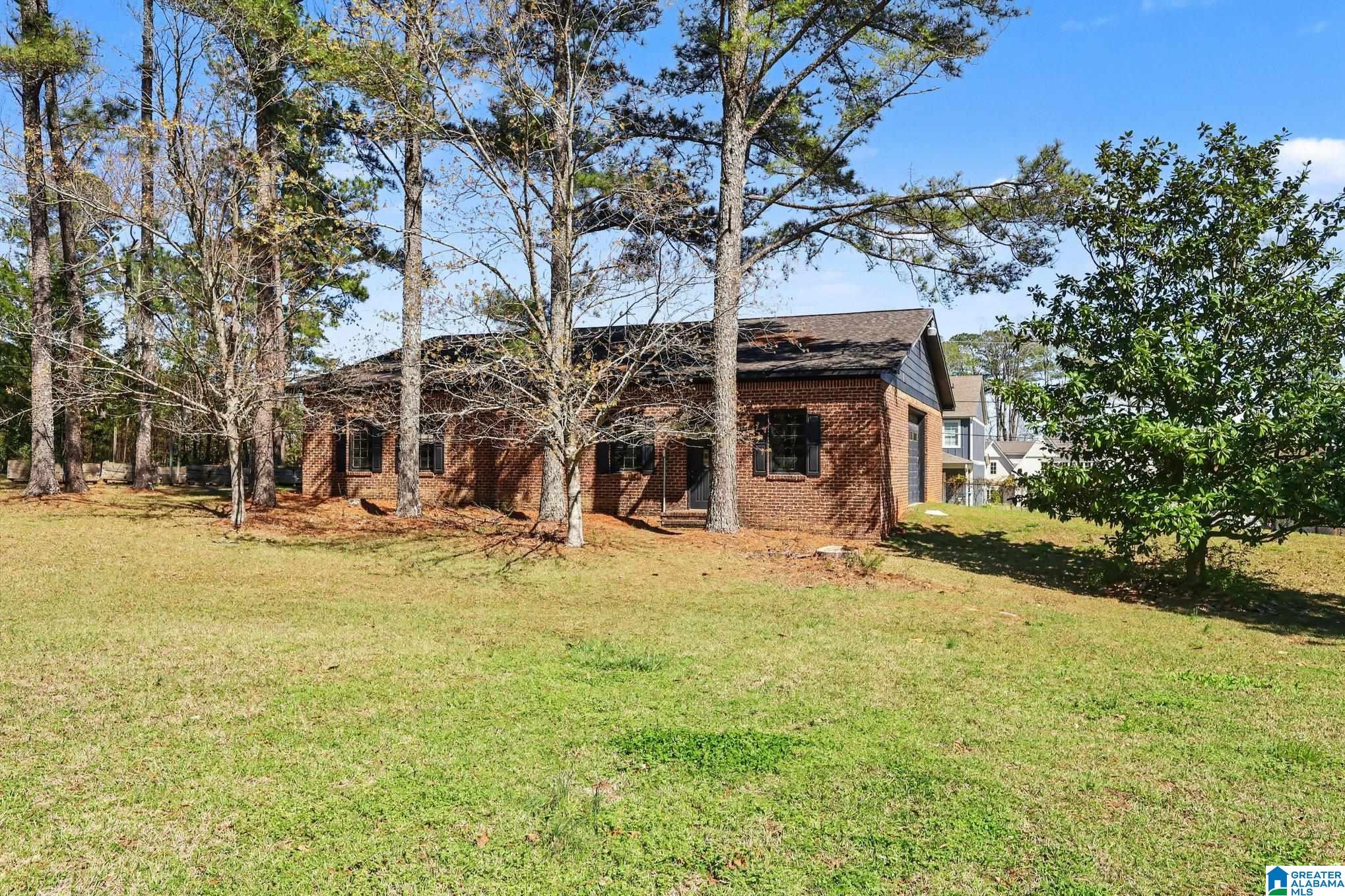 Residential in HOOVER 2