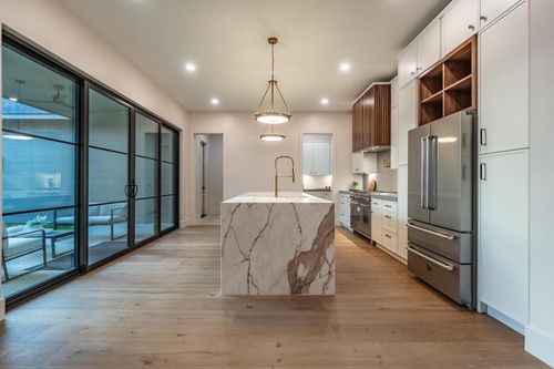 309 Avenue Of Oaks St, Houston, TX, 77009-1863 | Card Image
